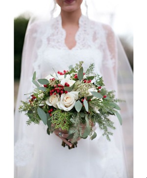 Christmas Wedding Bouquet, Red Bride Bouquet, Winter Wedding Bouquet,  Christmas Flowers, Pinecone Bridal Bouquet, Faux Flowers Bouquet 