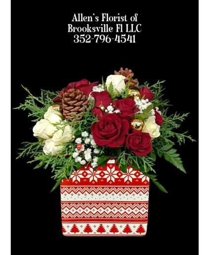 Festive Sweater Cube Fresh cut flowers 