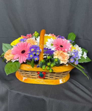 FFYAPPL Spring Flowers Basket in Waukegan, IL | Flowers For You FFYAPPL Spring Flowers Basket in Waukegan, IL | Flowers For You