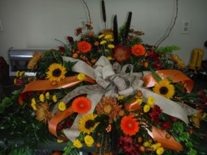 FG Golden Memories Casket Spray in Barnesville, OH | THE FLOWER GARDENS FG Golden Memories Casket Spray in Barnesville, OH | THE FLOWER GARDENS