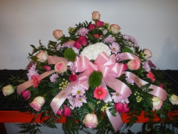 FG Pretty in Pinks Casket Spray