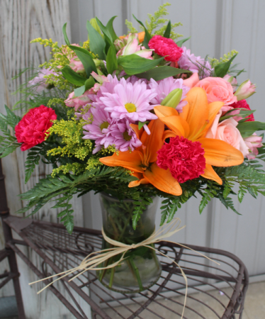 Fields of Europe Fresh Flower Vase