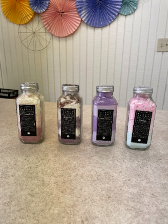 Finchberry Bath Salt Gift Item in Richfield, UT | Lily's Floral & Gift