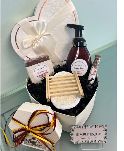 Flanders Luxe Heart Box By Enchanted Florist of Cape Coral