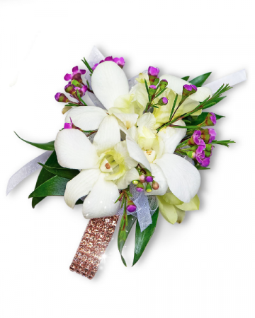 Flawless Corsage Corsage/Boutonniere in Nevada, IA | Flower Bed