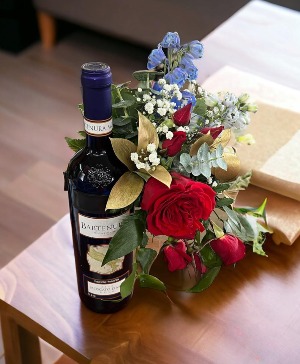 Fleur De Vine (Bartenura Blossom) Wine w/ Flower Decor