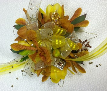 Flirtatious Jazz PROM FLOWERS