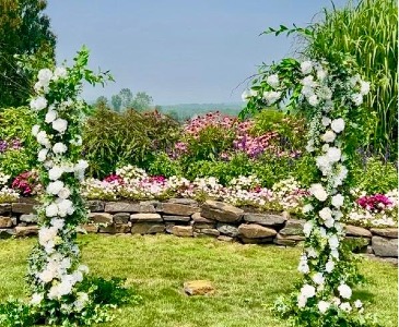 Floating Arbor- Artificial Rental  Rental Floating Arbor in Queensbury, NY | A LASTING IMPRESSION