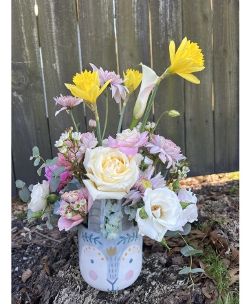 Flopsy Spring Floral in Eunice, LA | PETALS & POTS, LLC