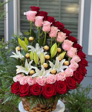 Pink and Red floral Cascade Basket in Fort Lauderdale, FL | Gallery Shop N Services Pink and Red floral Cascade Basket in Fort Lauderdale, FL | Gallery Shop N Services