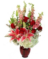 Aphrodite's Embrace Floral Design in Worthington, Ohio | UP-TOWNE FLOWERS & GIFT SHOPPE