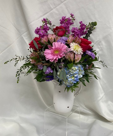 Pour Your Love On Me Bouquet Spring in Cabot, AR | Petals and Plants Florist, Inc
