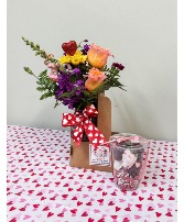 Floral Gift Set with Strawberries 