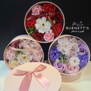 Floral Soap Hat Box Gift Set