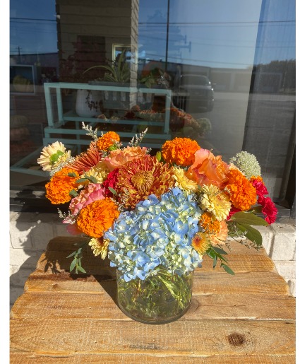 Florist design warm fall  Designer's Choice