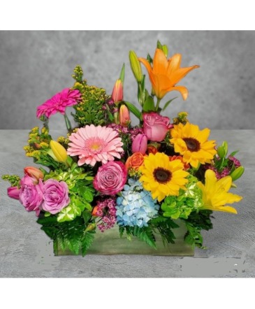 A Mothers Touch Arrangement in Vernon, NJ | HIGHLAND FLOWERS