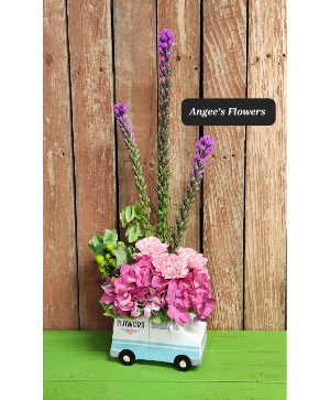 Flower Delivery! Fresh Floral Arrangement