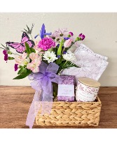 Flower gift basket 