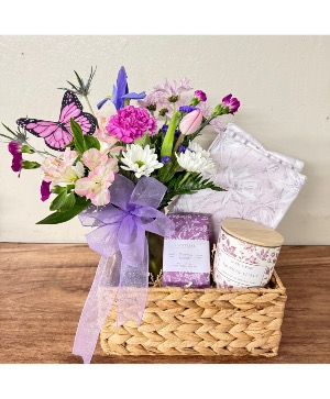 Flower gift basket 
