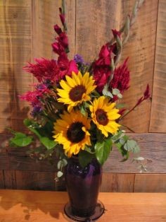 A SEASON OF FLOWERS Monthly Delivery of Seasonal Arrangements in Vase in Ithaca, NY | BUSINESS IS BLOOMING