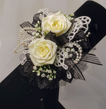 petite wrist corsage