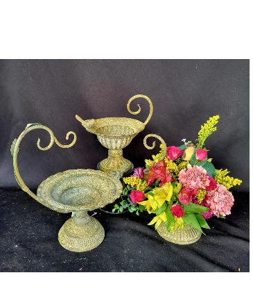 For the Love of Birds Metal Bird Feeders in Longview, WA | Banda's Bouquets