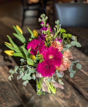 Forever Mom Bouquet Fragrant Spring Mix