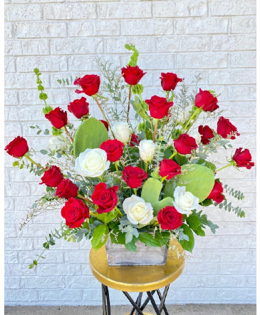 Forever Type of Love Cactus & Fresh Floral in Stephenville, TX | University Flowers & More Forever Type of Love Cactus & Fresh Floral in Stephenville, TX | University Flowers & More