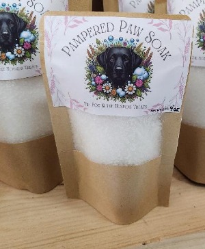 Fox & The Hounds Paw Soak 