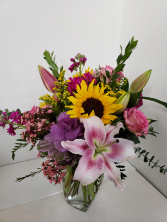 Astoria Florist | Astoria OR Flower Shop | BLOOMIN CRAZY FLORAL