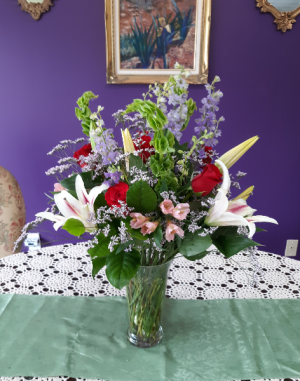 Fragrant Love vase arrangement
