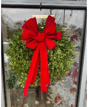 Fresh 24" Boxwood Wreath 
