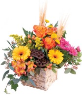 ENCHANTING HARVEST FLORAL ARRANGEMENT 