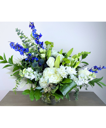 Frosty  Low and Lush Centerpiece in Henderson, NV | FLOWERS OF THE FIELD 