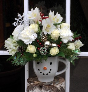 Frosty's Winter mug arrangement