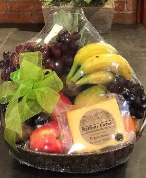 Fruit and Gourmet Basket in Skowhegan, ME | SKOWHEGAN FLEURISTE & FORMALWEAR Fruit and Gourmet Basket in Skowhegan, ME | SKOWHEGAN FLEURISTE & FORMALWEAR