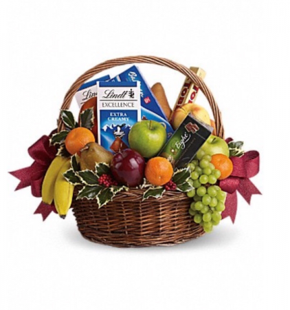 Fruits and Chocolate Gift Basket  Gift basket 