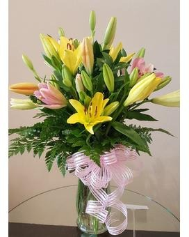 FS Stargazing Lilies Bouquet
