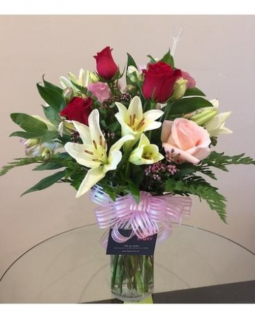 FS Victorian Romance Bouquet