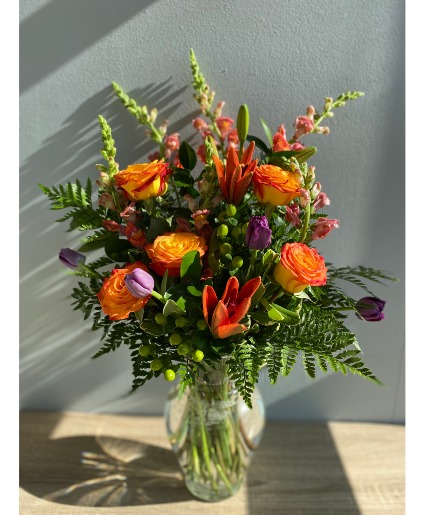 FSN-Blooming At Dawn Vase Arrangement 
