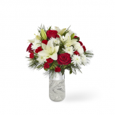 FTD DREAMING BOUQUET CHRISTMAS ARRANGEMENT