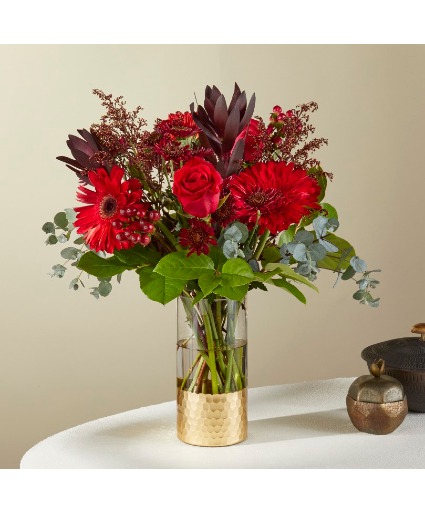 FTD HERITAGE RED BOUQUET 22-F1