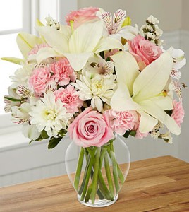 FTD Pink Dream Bouquet 