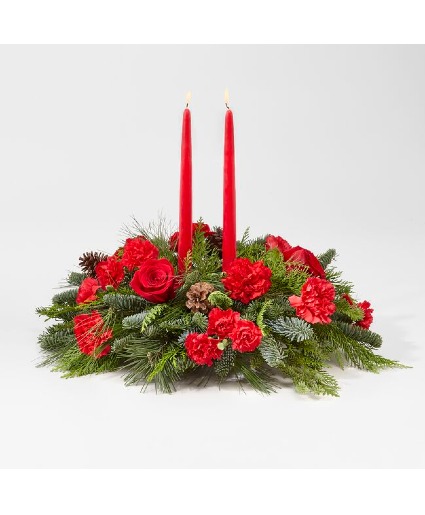 FTD Traditional Christmas Centerpiece B5358