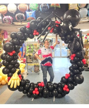 Full Circle Arch  Balloon Decor