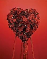 SS 14-Full Heart of red roses Also available in other colors and sizes