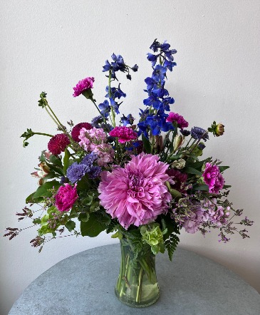Fushia Fiesta   in La Grande, OR | FITZGERALD FLOWERS
