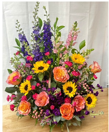Garden Basket Any Occasion in Lewiston, ME | BLAIS FLOWERS & GARDEN CENTER Garden Basket Any Occasion in Lewiston, ME | BLAIS FLOWERS & GARDEN CENTER