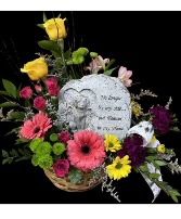 Garden basket with Plaque  Designer's Choice