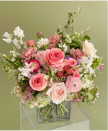 Garden Beauty  Floral arrangement in cube vase  in Dallas, TX | EVENT STEMS FLORIST